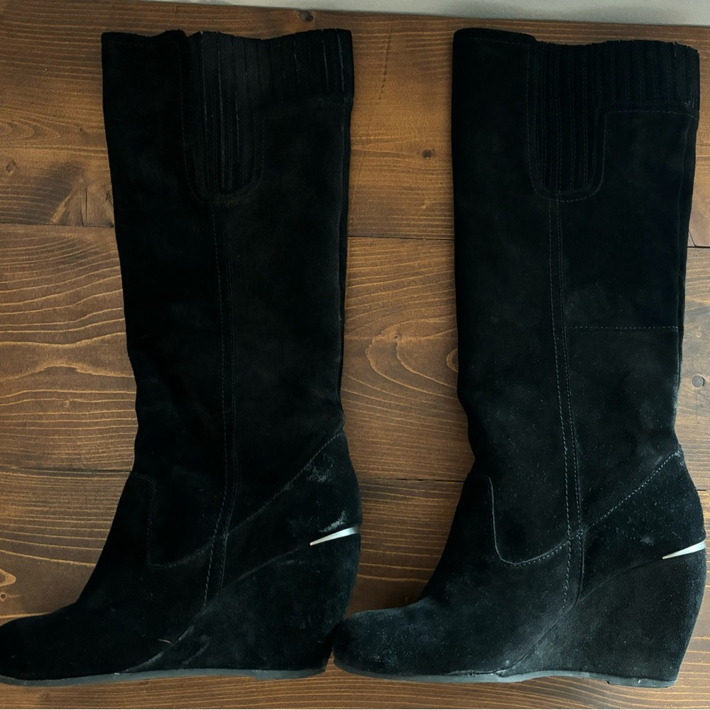 Black suede boots size 9